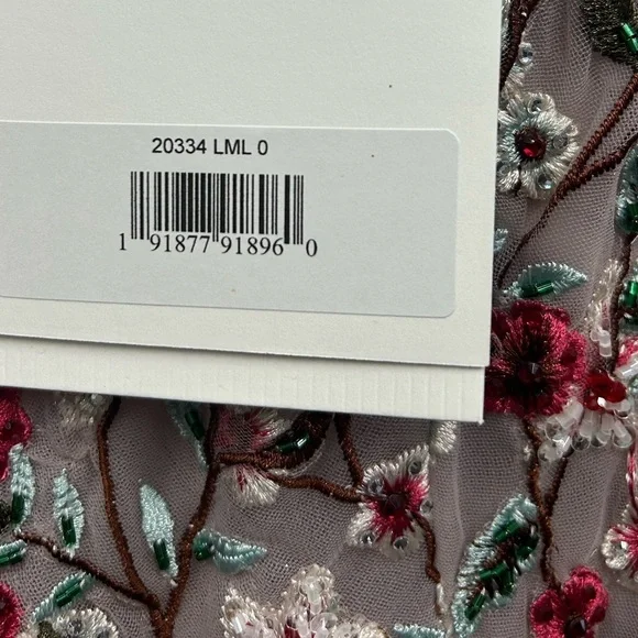 Mac Duggal 20334 NWT Elegant Floral Embroidered Gown - Picture 7 of 7